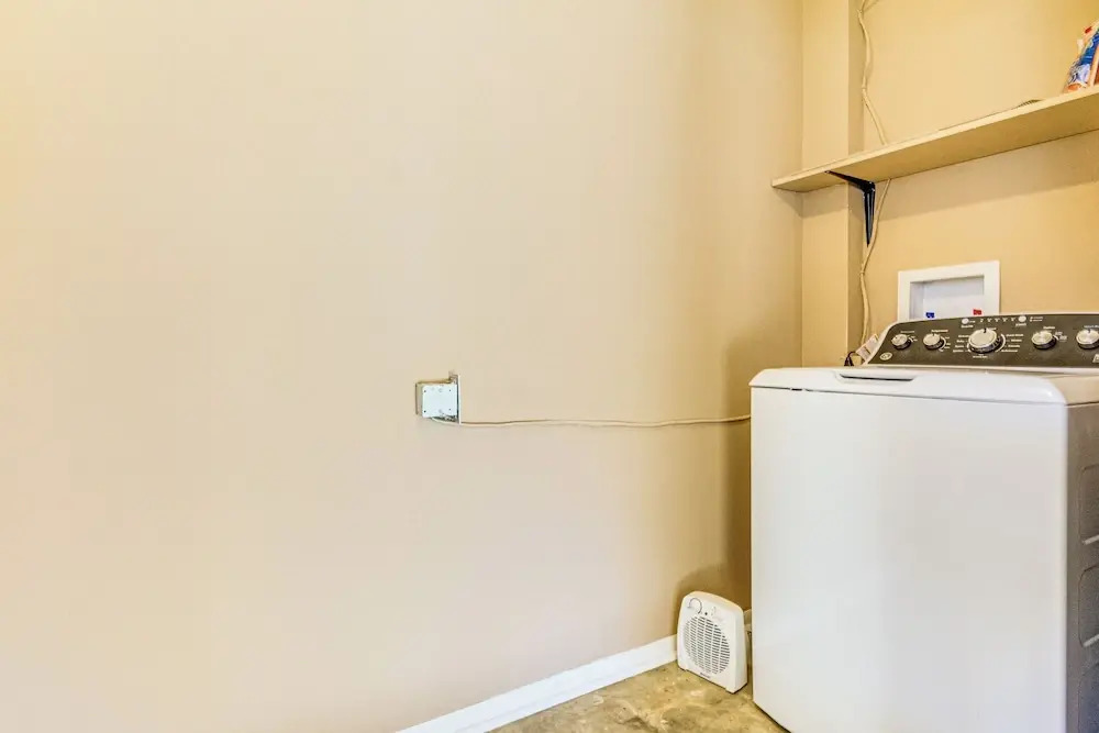 6 Mi to Dtwn: Charming Home in Little Rock