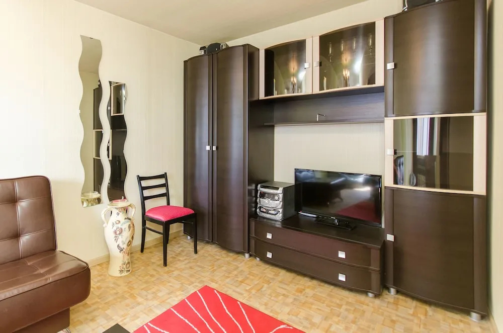 Apartments on Gorkogo 5 76