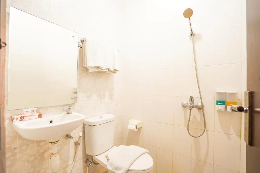OYO 240 Audah Sevana Syariah Hotel
