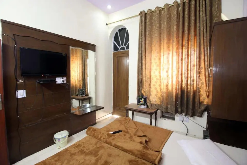 FabHotel India International