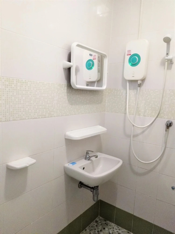 Aung Pung Serviced Apartment
