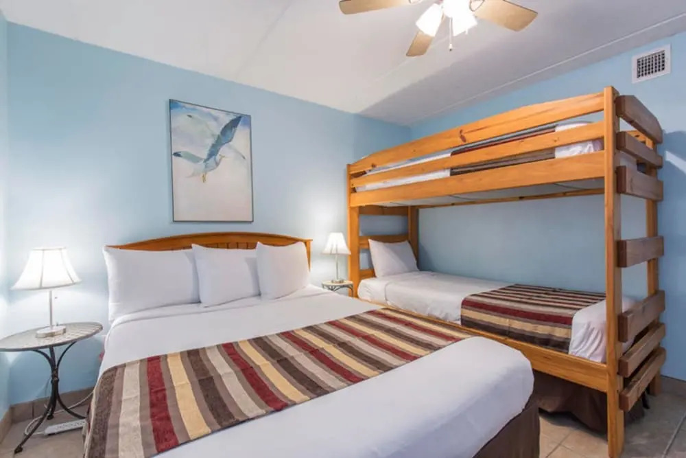 Suntide II Condominium 301