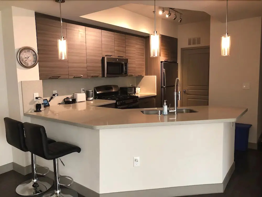 Cozy 2 Bedroom Apartment