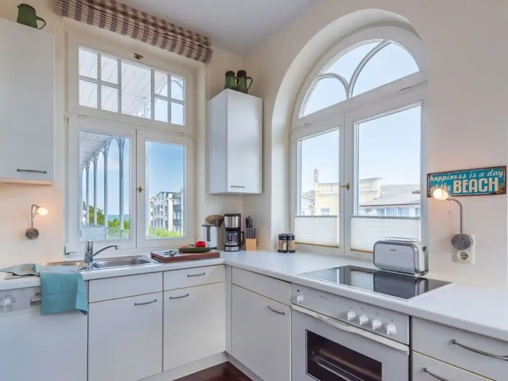 "seashell" Modern Retreat