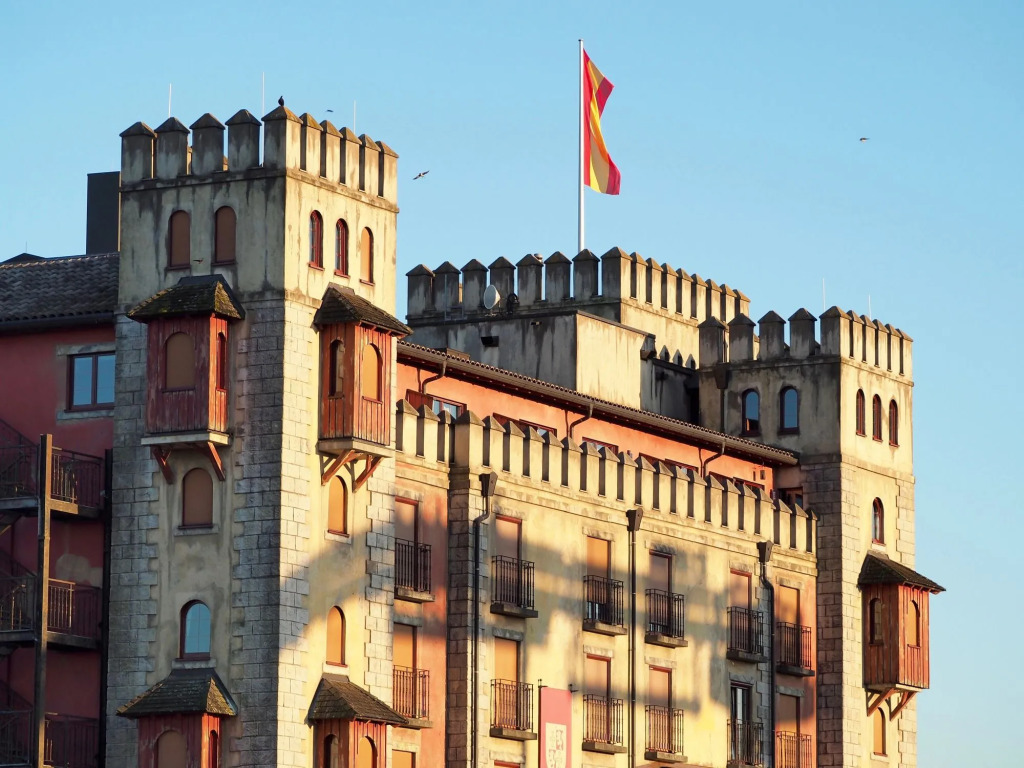 Europa-Park Erlebnis-Resort, Hotel Castillo Alcazar