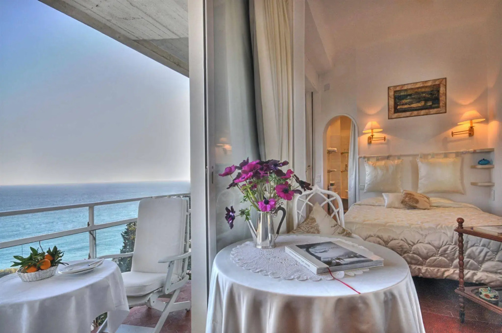 Hôtel Le Roquebrune