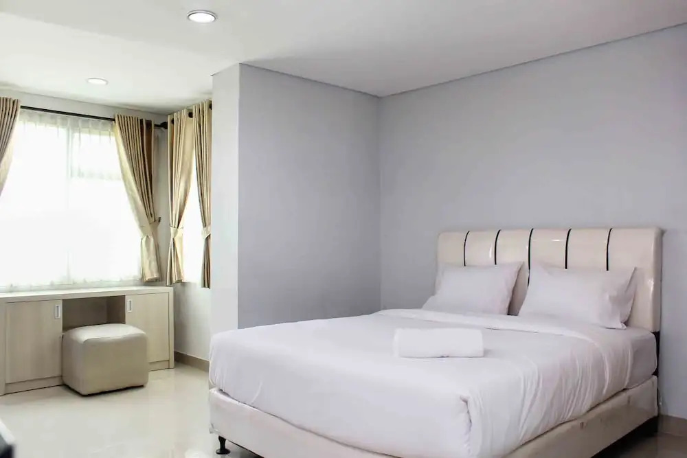 Cozy And Spacious Studio At The Enviro Apartment