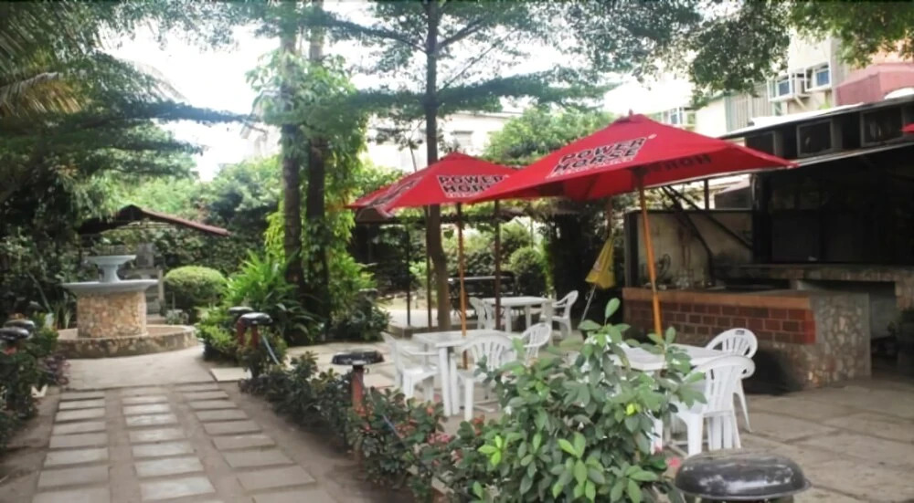 Ray's Inn