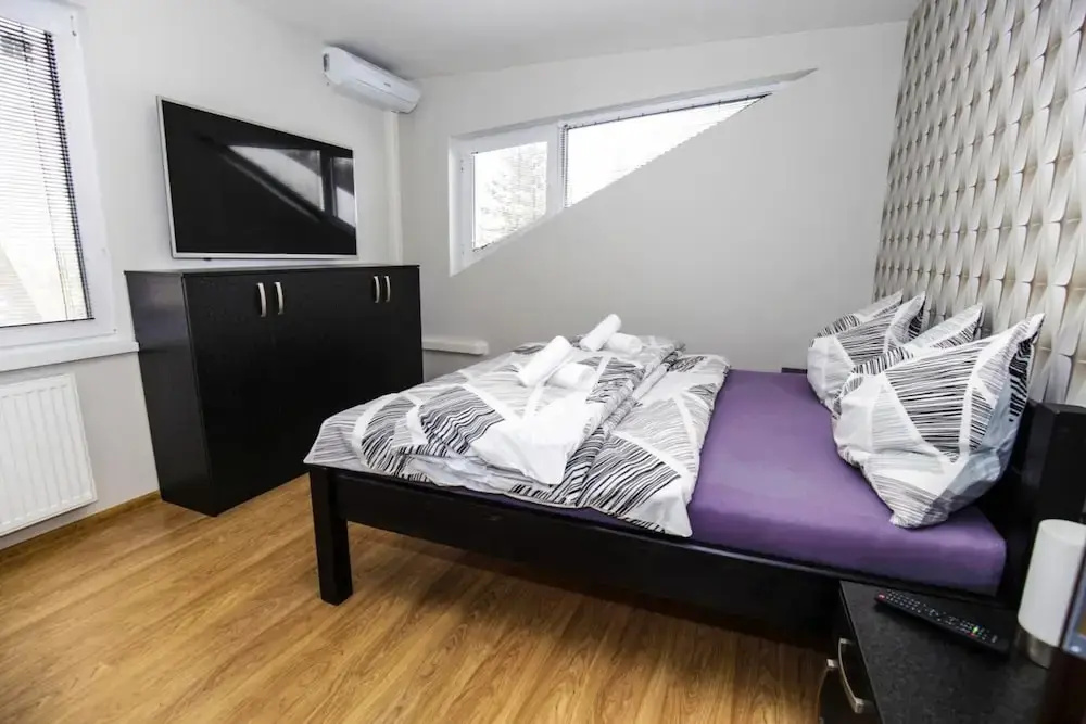 Villa in Fren tát near Ski Resorts & Jacuzzi