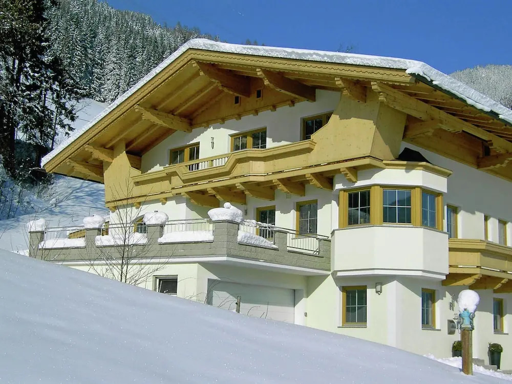 Spacious Apartment Near Ski Area in Fügenberg