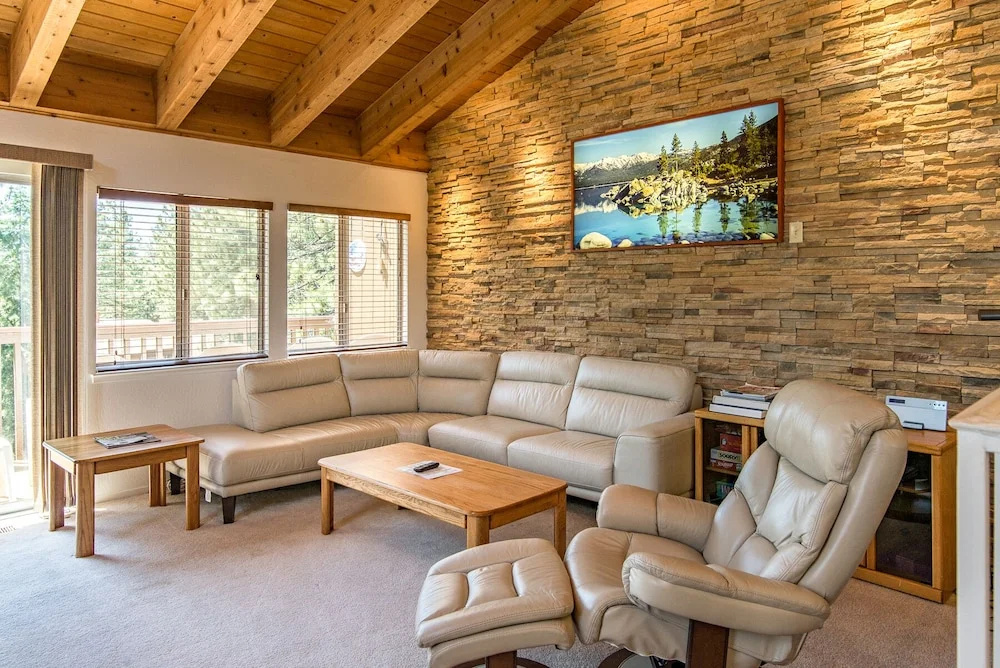 Lake Village Townhouse B
