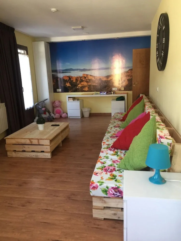 The Way Hostel Molinaseca -Grupo Rosa Azul