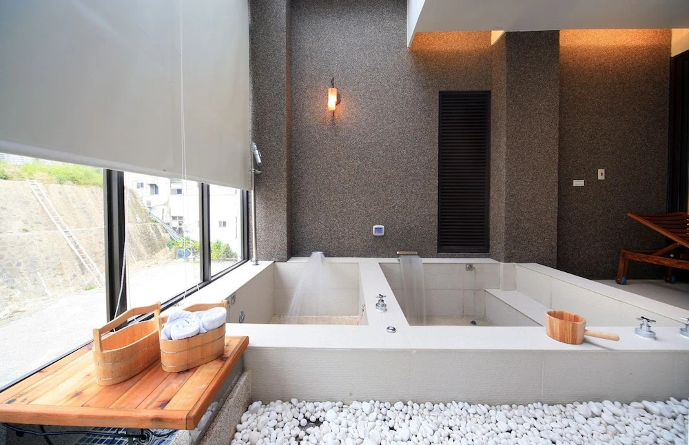 CHIN -YA Hot Spring Hotel