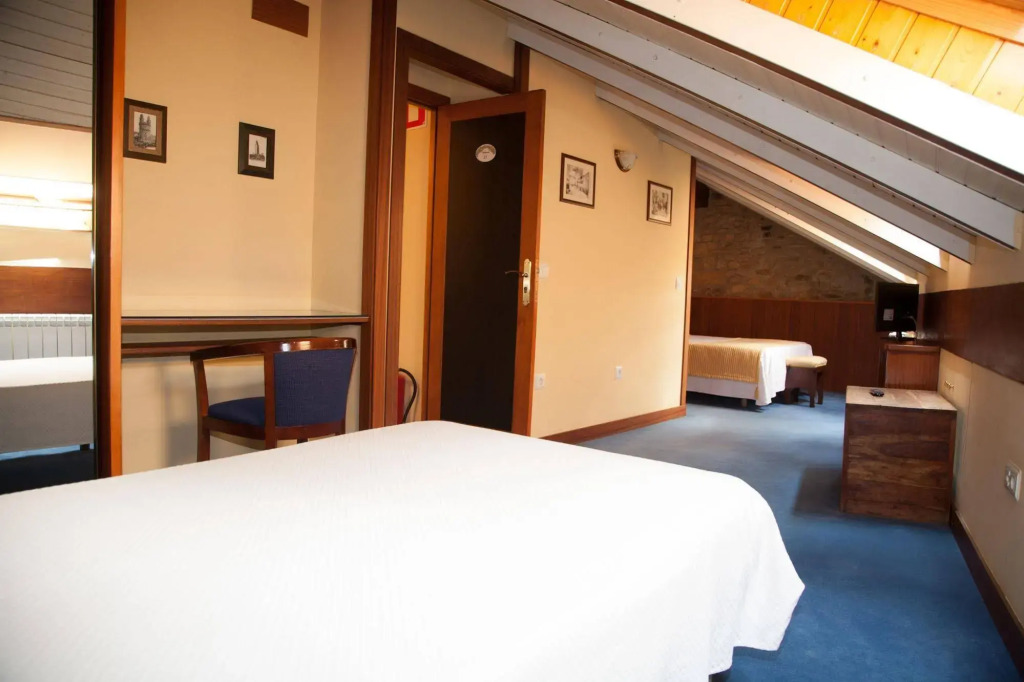 Hotel Entrecercas