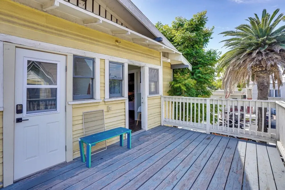 1 Mi to Dtwn! Bright Long Beach Apartment