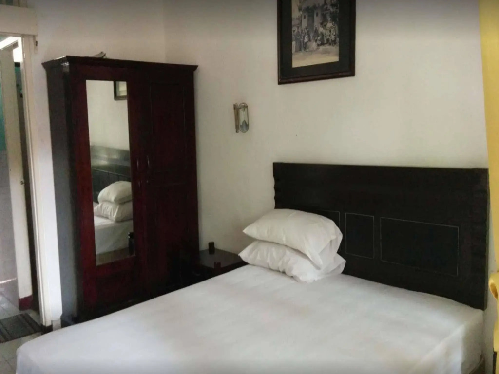Airlangga Hotel
