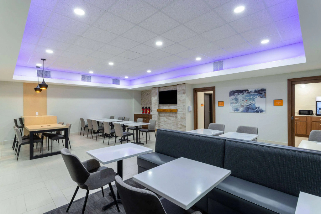 La Quinta Inn & Suites by Wyndham Augusta Fort Eisenhower