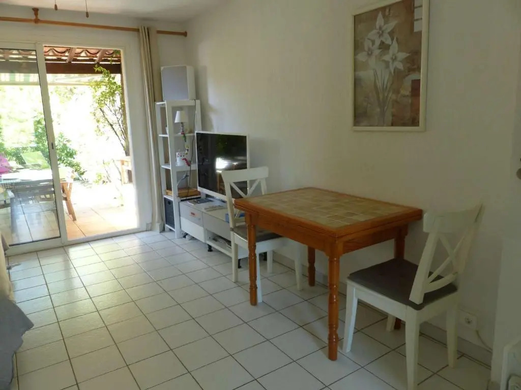 Maison Le Lavandou, 3 pièces, 4 personnes - FR-1-308-4