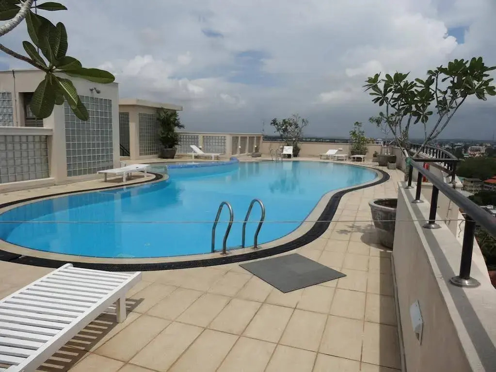 Hedges Court Residencies Town Hall- 2 Bed Room Apartment