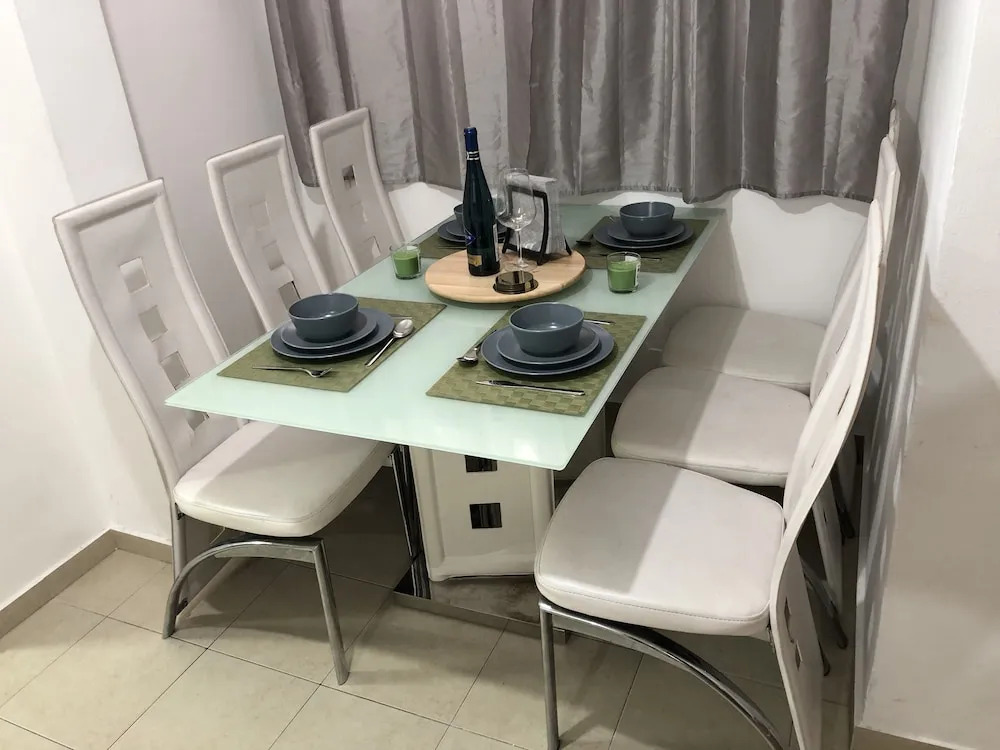 Apartment Halper