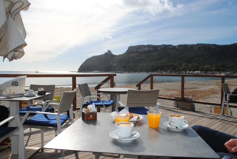 LewisRooms Poetto Beach Cagliari
