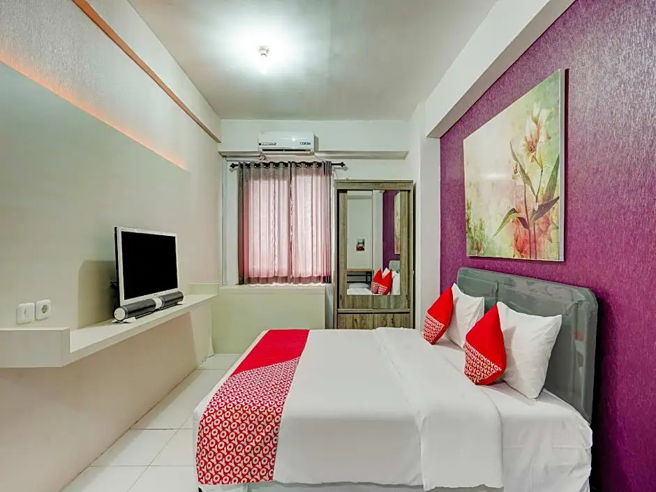 OYO Flagship 90087 Apartment Menara Rungkut 2