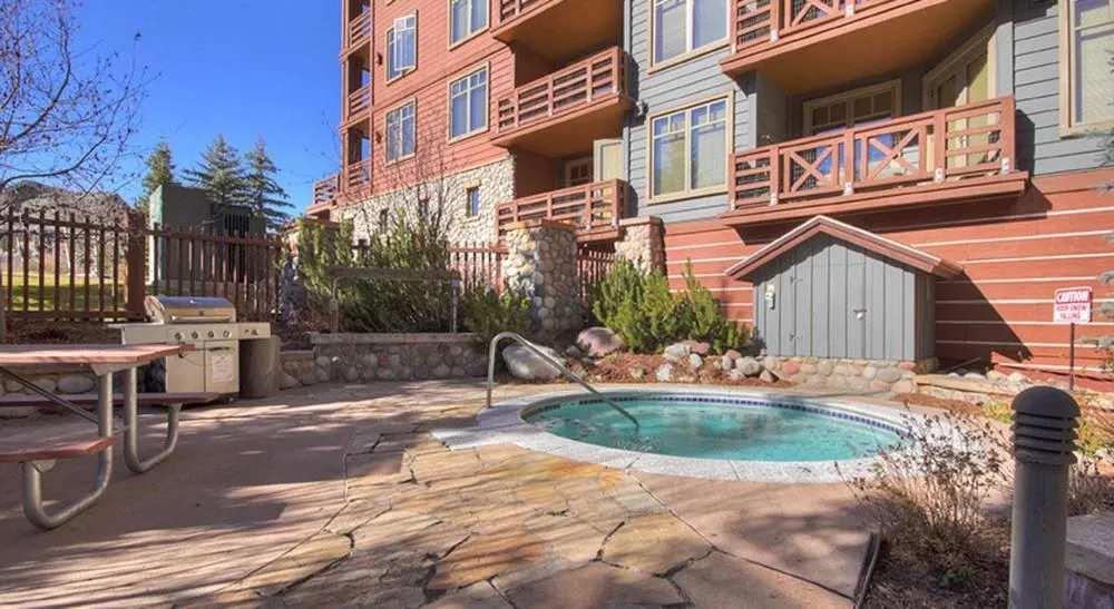 Tucker Mountain at Center Village by Copper Mountain Lodging