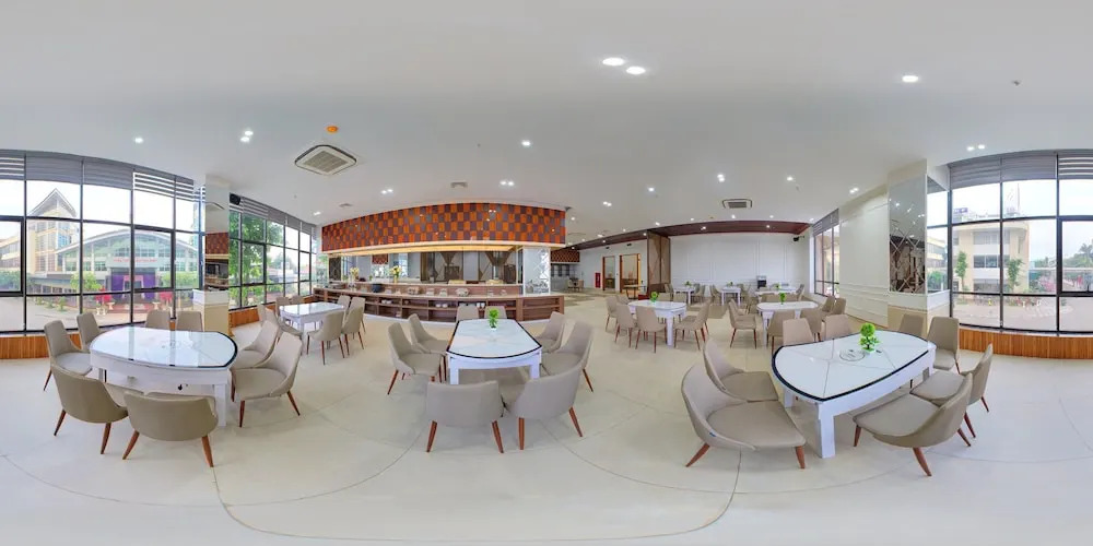 Sakura Hotel
