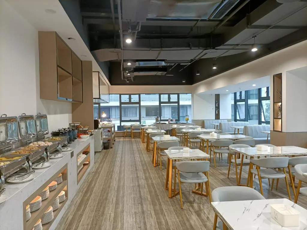 Chongqing Yitang Hotel