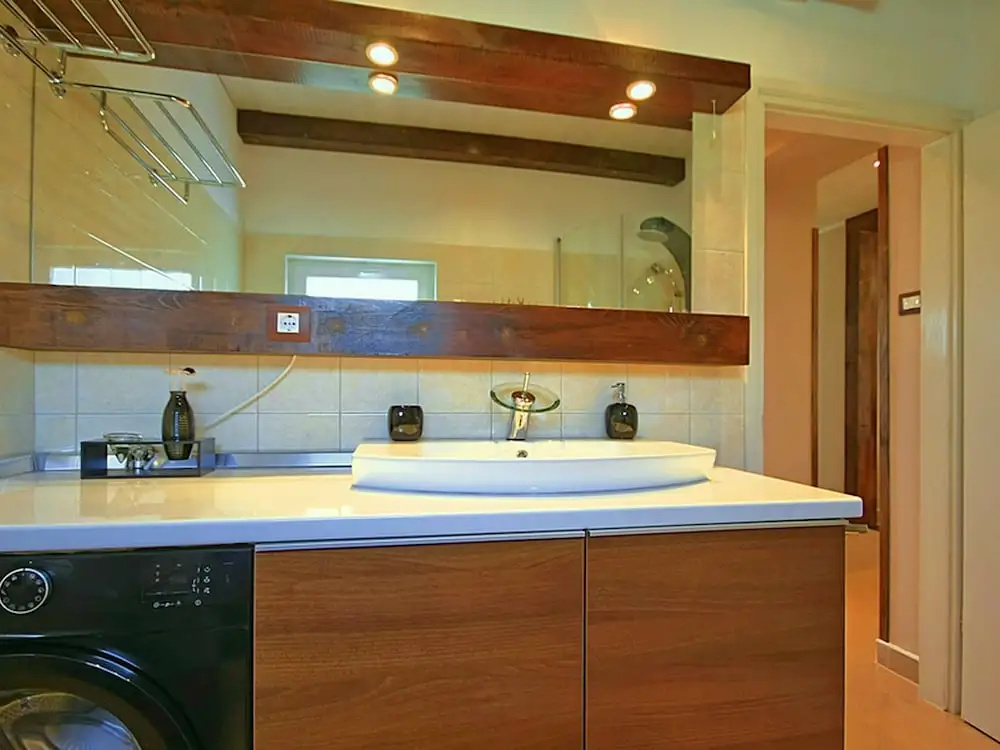 Modern Villa With Private Swimming Pool and Jacuzzi in the Green Part of Istria