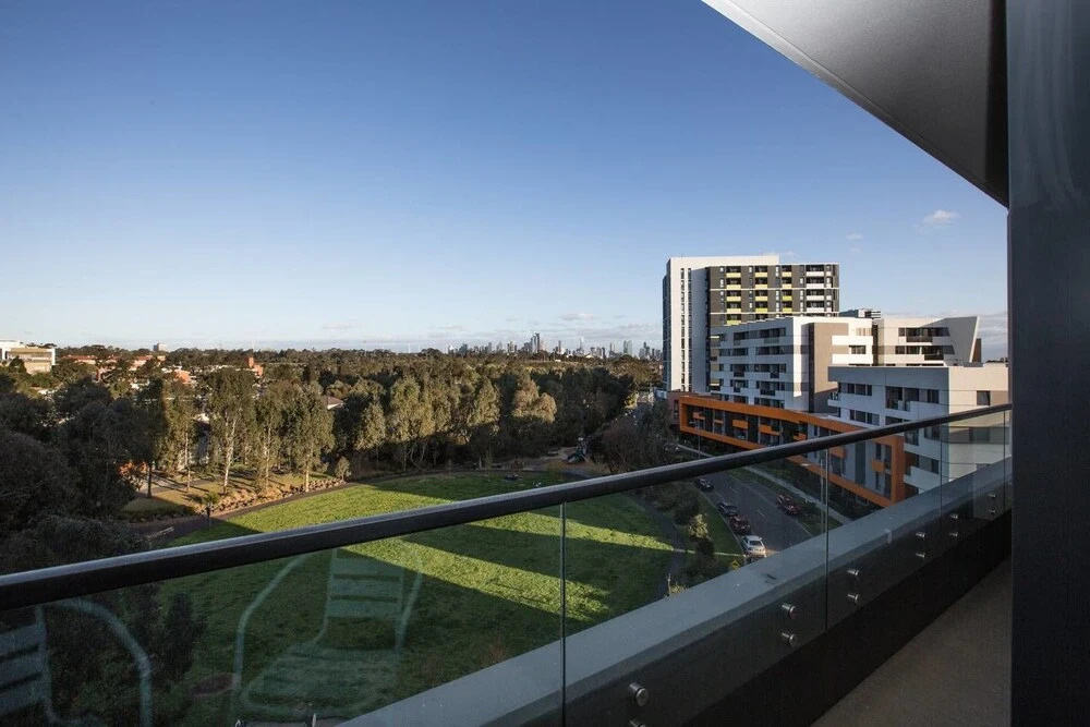 Stunning Apartment In Parkville