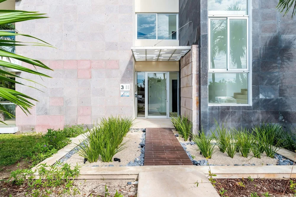 Casa Mia 3 bedroom At Mareazul 4 Apts by RedAwning