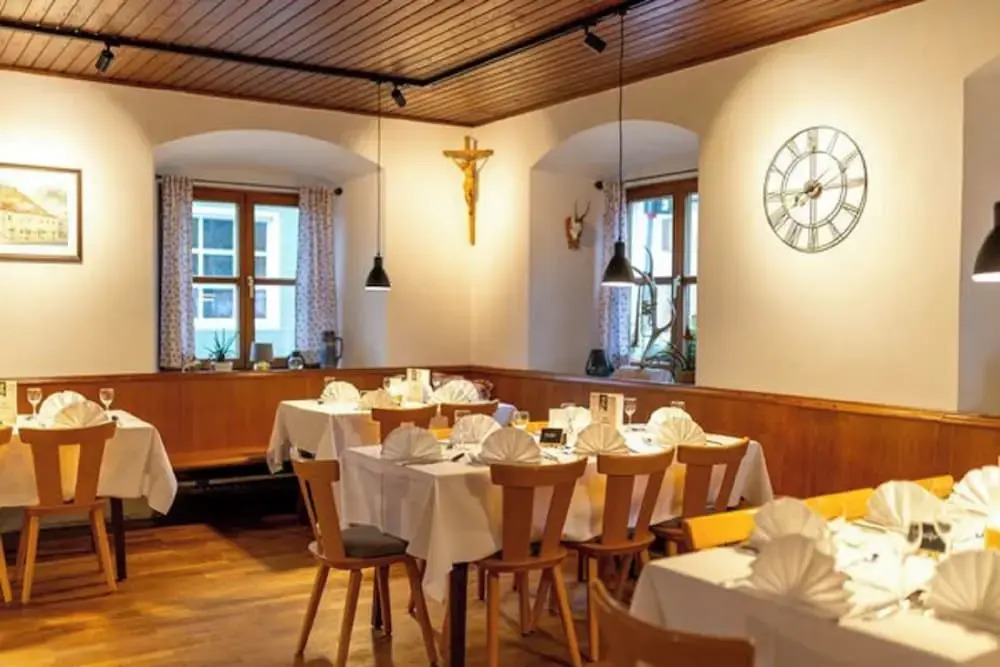 Zum Posthalter