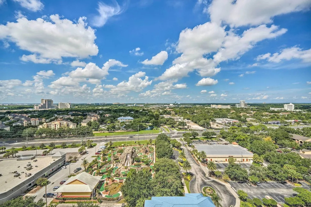 1 Mi to Disney: Condo w/ Water-view Balcony!
