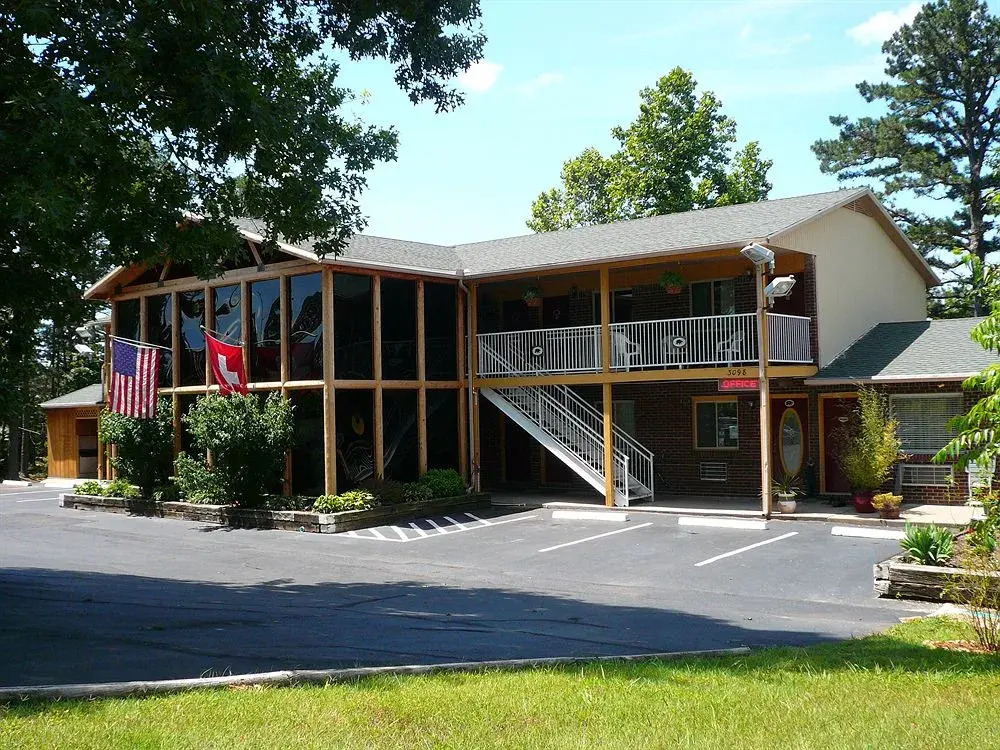The Lookout Lodge