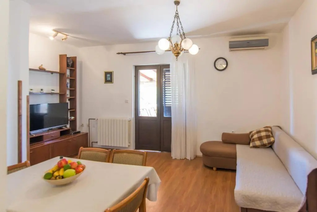 Apartments Krešo