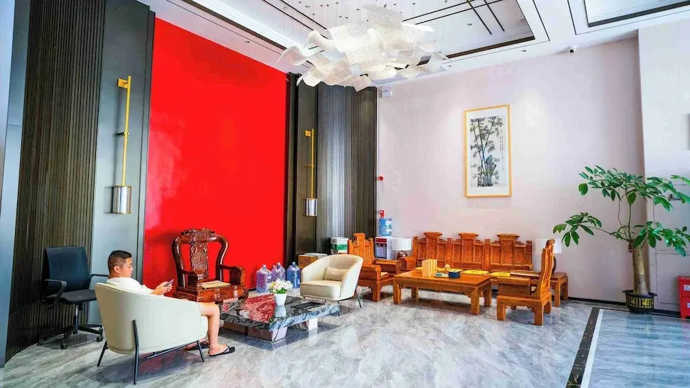 Yuntai Guanjing International Hotel