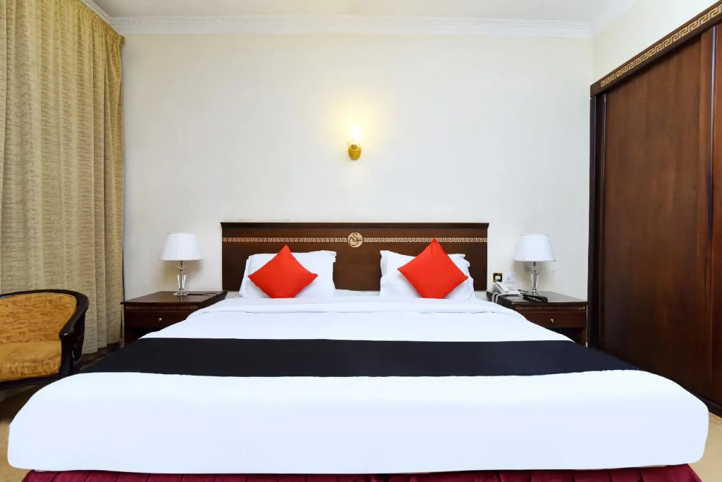 Capital O 419 Al Safeer Hotel