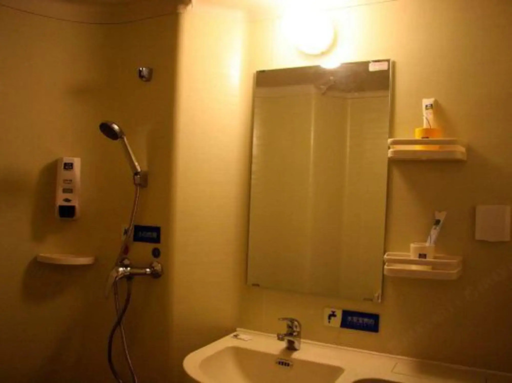 Eaka 365 Hotel Daming Damingfu Road