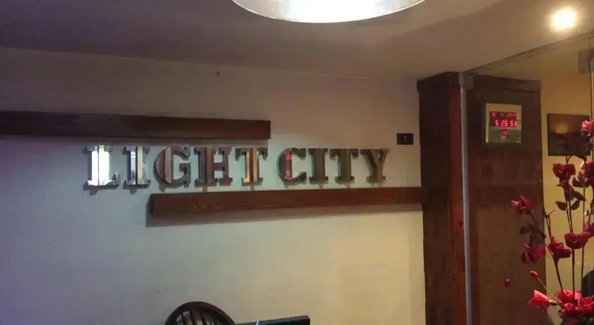 Light City Hotel