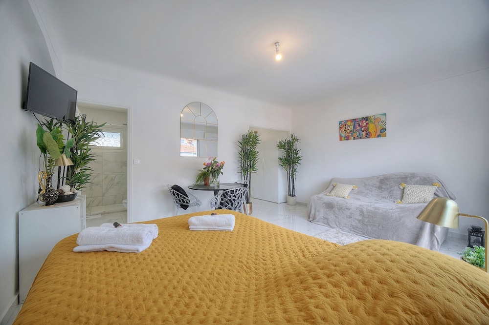 Studio Lumineux 200 m DES Plages A0b192