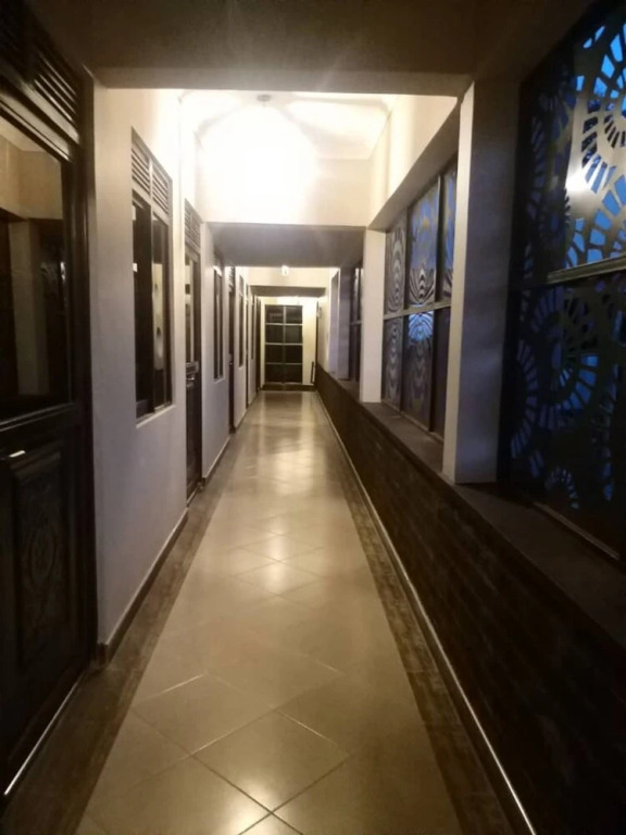 Stusky Lark Mini Hotel Seeta