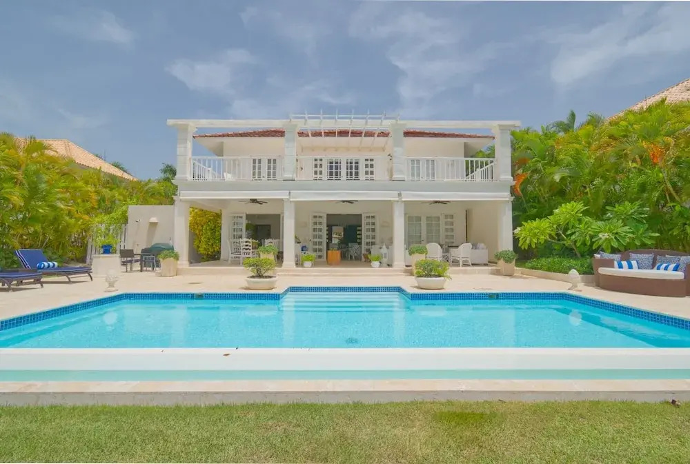 Cozy 4bdr Villa in Luxury Beach Resort With Service Staff and View of La Cana Golf Course