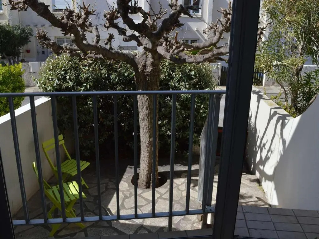 Appartement Le Grau-du-Roi, 1 pièce, 4 personnes - FR-1-250-159