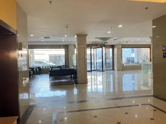 QinGe Hotel (Shanghai Lotus Road Branch)