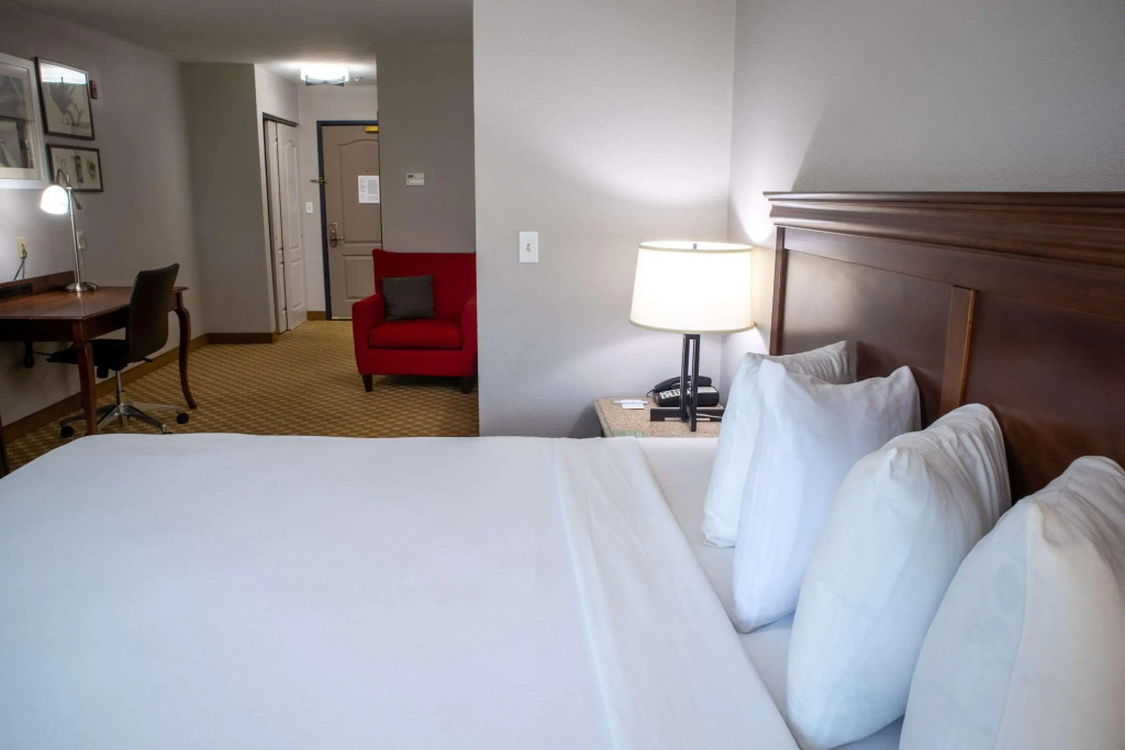 Country Inn & Suites by Radisson, Wilmington, NC