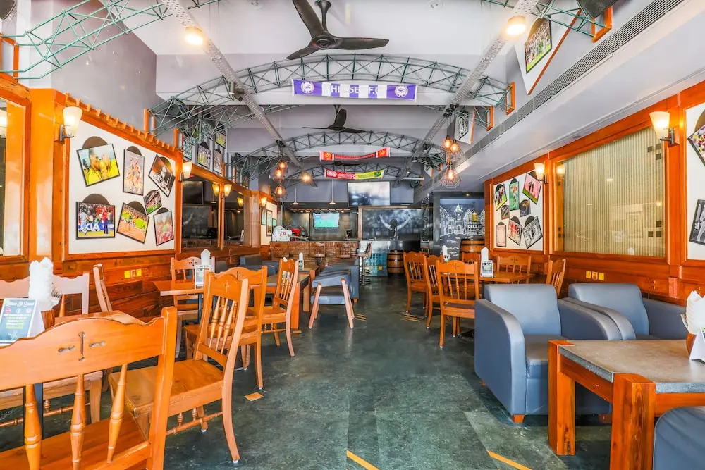FabHotel Sheronz Piccadily Chowk