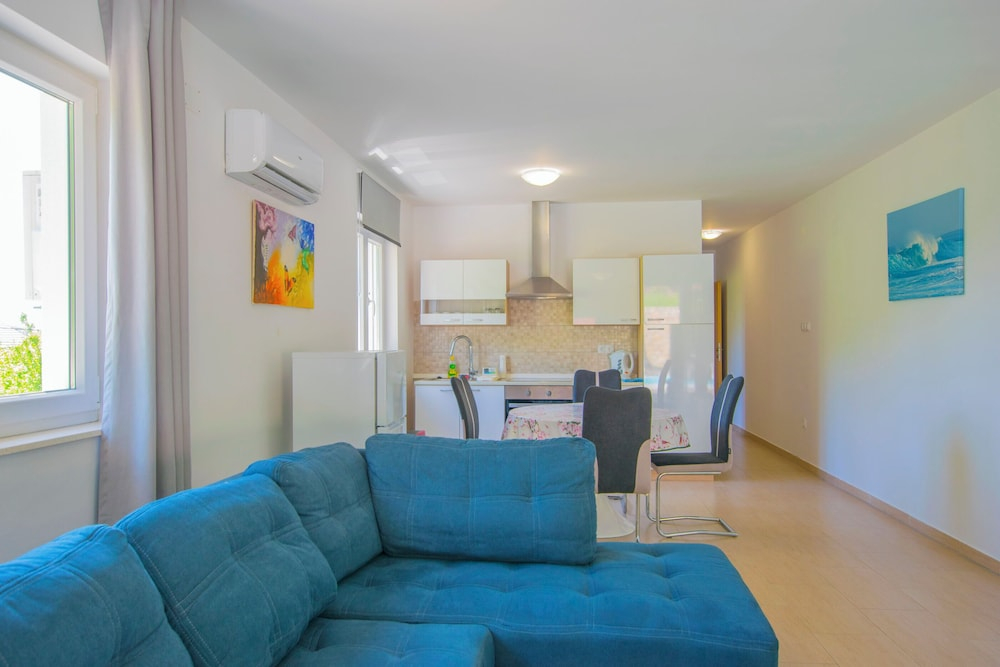 House Bribirska Vila
