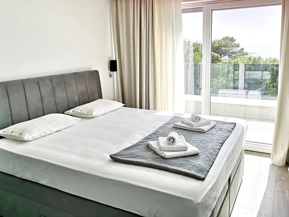 Apartment With 2 Bedrooms in Makarska, With Wonderful sea View, Furnished Terrace and Wifi