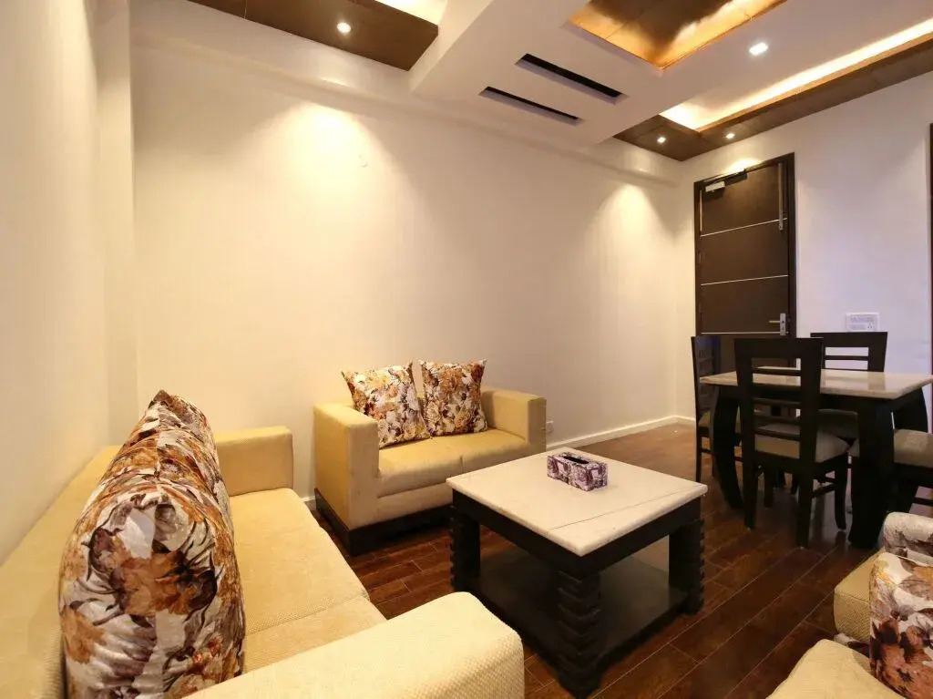 OYO 12473 Home 1BHK Apartment